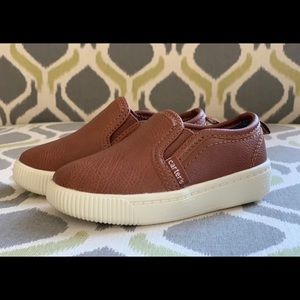 Carter’s Toddler Boy Ricky sneakers